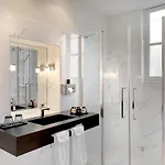 Chateau Le Prieure Saumur - La Maison Younan 4*