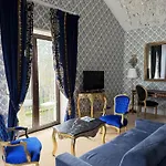 Chateau Le Prieure Saumur - La Maison Younan 4* Chènehutte-les-Tuffeaux
