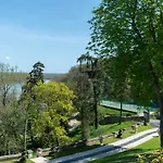 Hotel Chateau Le Prieure - Younan Collection