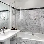מלון Chateau Le Prieure Saumur - La Maison Younan 4*
