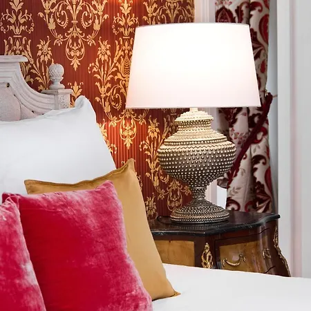 Chateau Le Prieure Saumur - La Maison Younan Hotel 4*