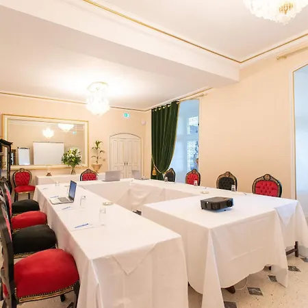 Chateau Le Prieuré Saumur - La Maison Younan Hotel 4*