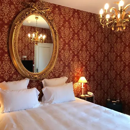 Hotel Chateau Le Prieure Saumur - La Maison Younan 4*