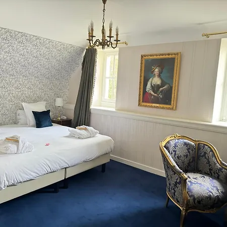 Chateau Le Prieure Saumur - La Maison Younan Hotel 4*