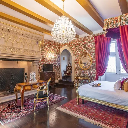 Hotel Chateau Le Prieure Saumur - La Maison Younan 4*