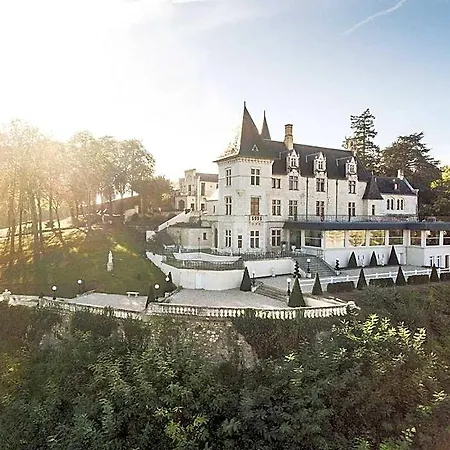 מלון Chateau Le Prieure Saumur - La Maison Younan 4*