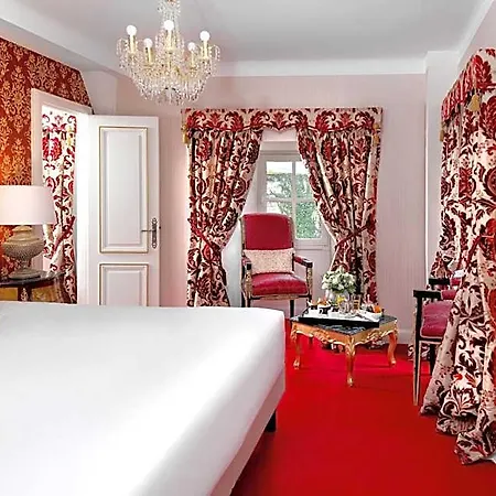 Chateau Le Prieure Saumur - La Maison Younan