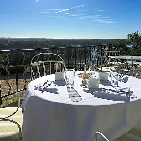 Chateau Le Prieure Saumur - La Maison Younan מלון