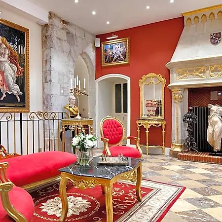 Chateau Le Prieure Saumur - La Maison Younan 4* Chènehutte-les-Tuffeaux