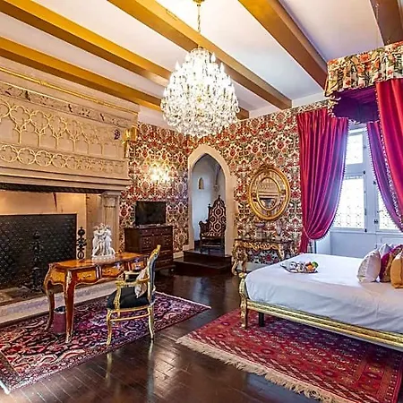 Chateau Le Prieure Saumur - La Maison Younan מלון 4*