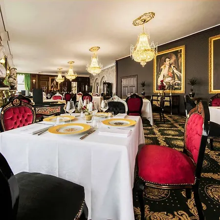 Chateau Le Prieure Saumur - La Maison Younan Hotel