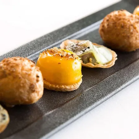 Chateau Le Prieuré Saumur - La Maison Younan Hotel