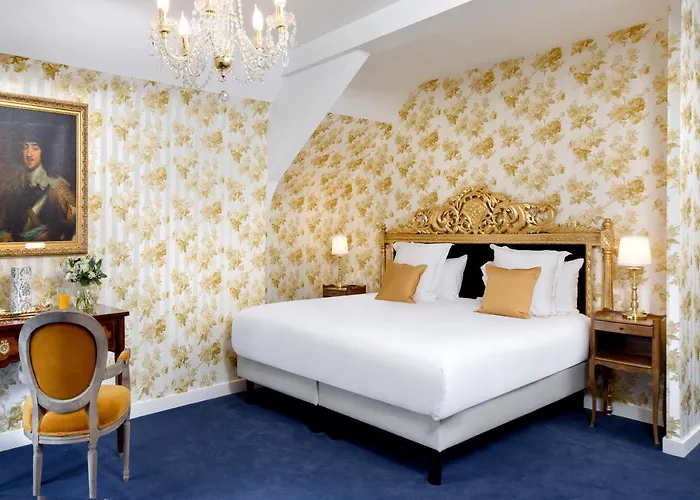 Chateau Le Prieure Saumur - La Maison Younan 4*