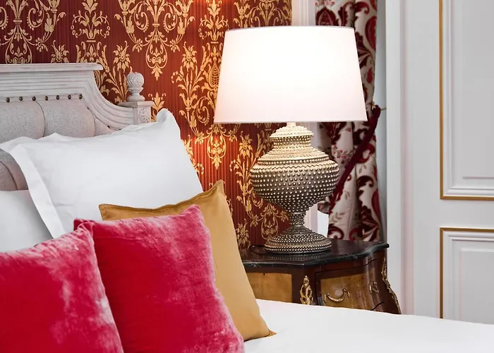 Chateau Le Prieure - Younan Collection Hotel 4*