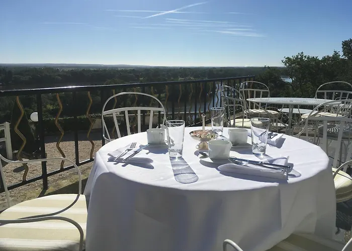 Chateau Le Prieure Saumur - La Maison Younan 4* Chènehutte-les-Tuffeaux