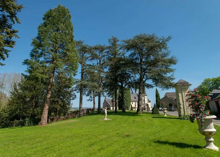 Chateau Le Prieure Saumur - La Maison Younan Hotel