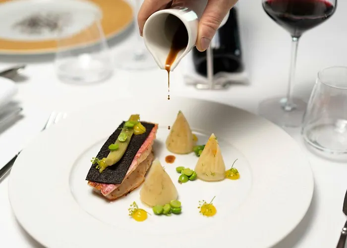 Chateau Le Prieure - Younan Collection Hotel